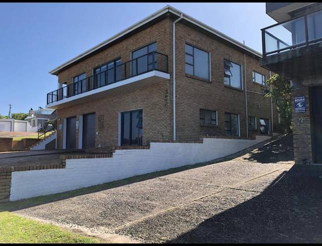 5 BEDROOM HOUSE FOR SALE IN FRANSKRAAL